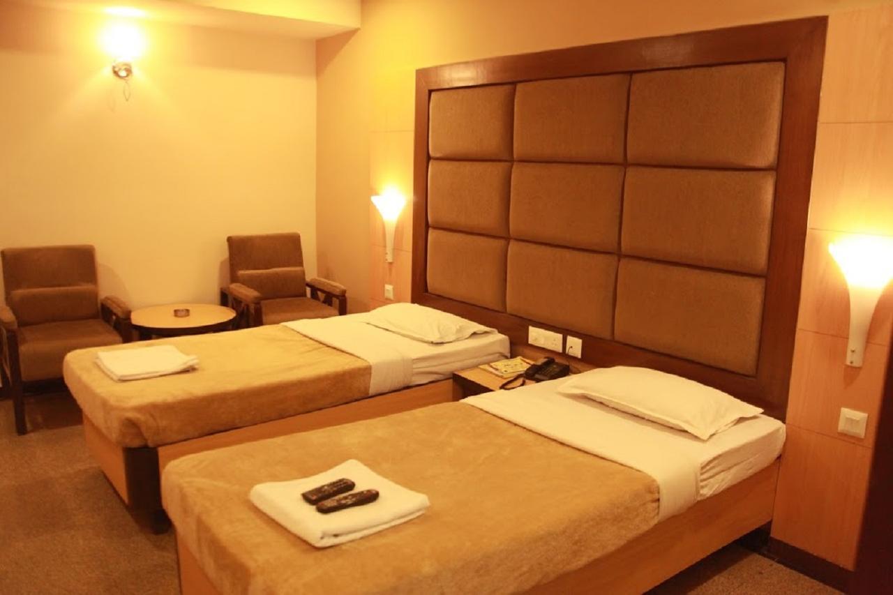Hotel Parklane حيدر أباد المظهر الخارجي الصورة